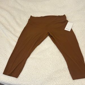 Lululemon align HR crop 21” leggings  size 18